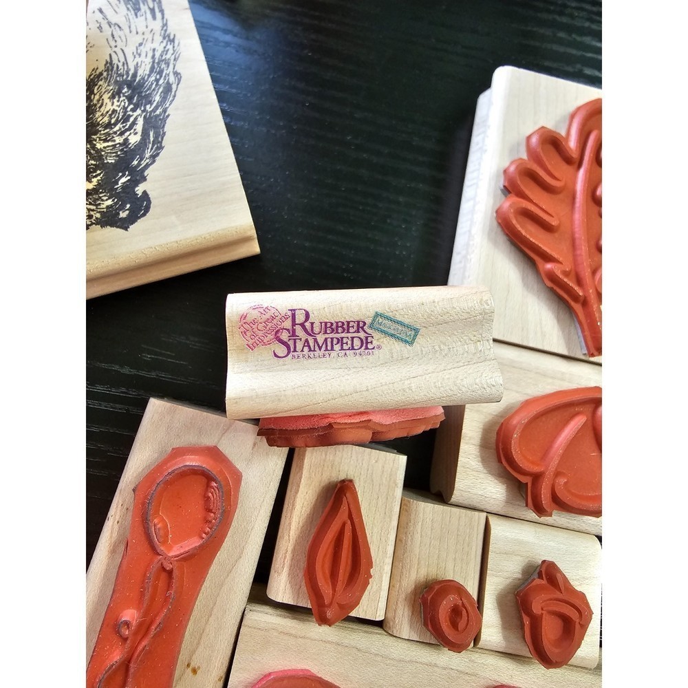 Wooden Rubber Stamps Lot of 33 Variety of Sizes - Picture 11 of 12
